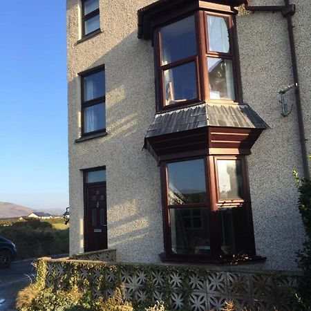 First Floor Apartment With Mountain Views 타이윈 외부 사진